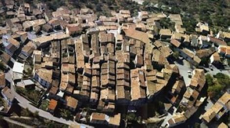 Castelvecchio Calvisio castelvecchio1