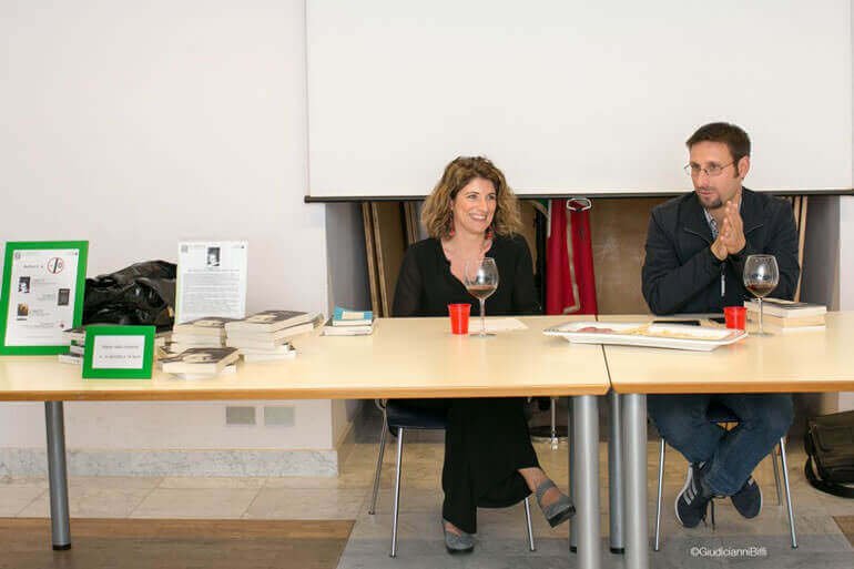 La scrittrice Elena Rausa insieme al giornalista Saul Stucchi