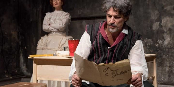 Francesca Vitale e Francesco Foti nella commedia "Sugnu o non sugnu" al Teatro Libero di Milano