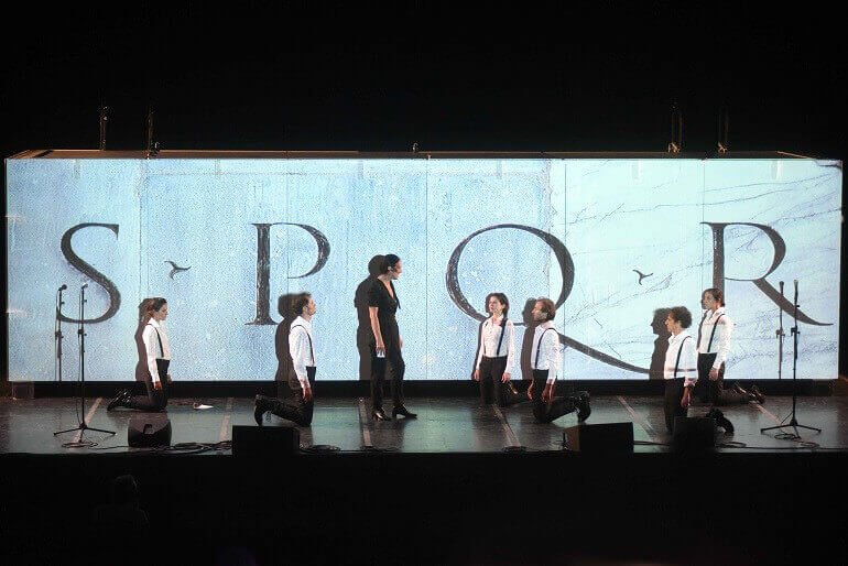 un momento delle prove del Giulio Cesare diretto da Alex Rigola