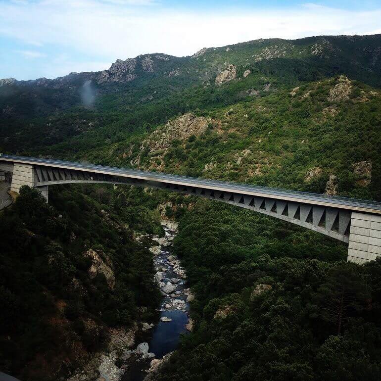 Reportage di un viaggio in treno in Corsica da Ajaccio a Bastia