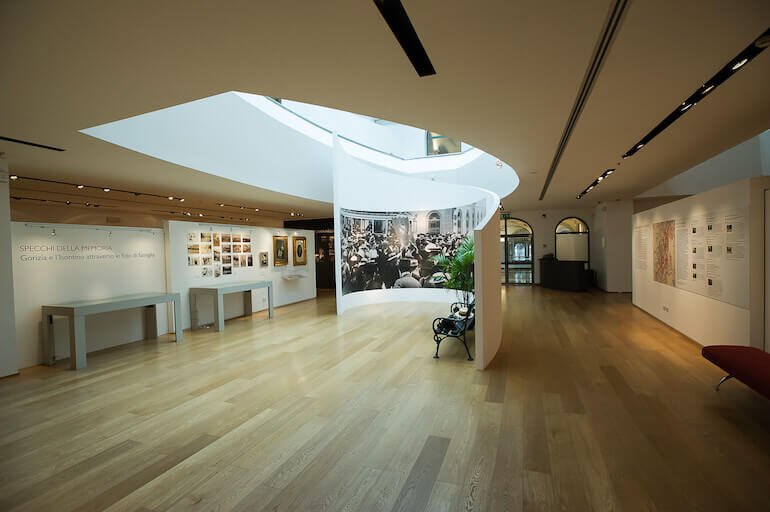 Interno della Fondazione CaRiGo di Gorizia