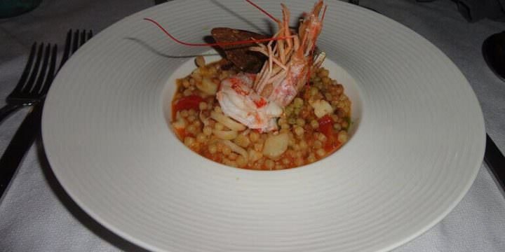 La fregula con zuppa di pesce di Cascina Ovi