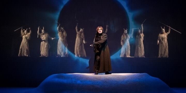 Daniele Salvo, regista e interprete delle Baccanti di Euripide