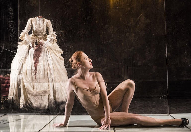 Federica Fracassi in "Erodiàs" di Giovanni Testori - foto di Lorenza Daverio