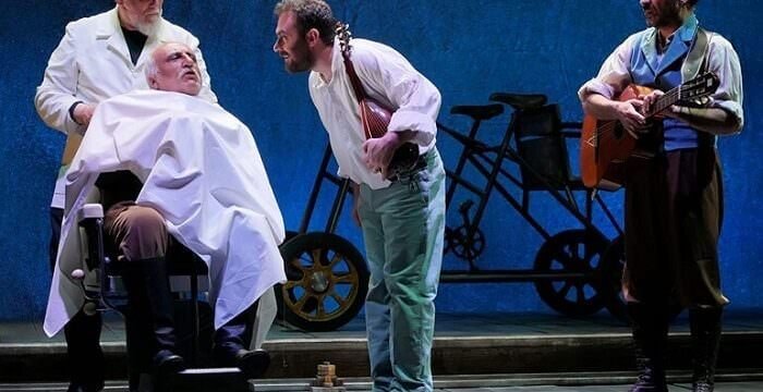 Una scena dello spettacolo "Il casellante" di Andrea Camilleri e Giuseppe Dipasquale