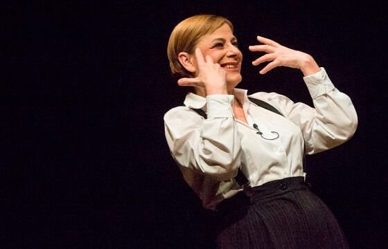 Maria Cassi nello spettacolo "Schegge"