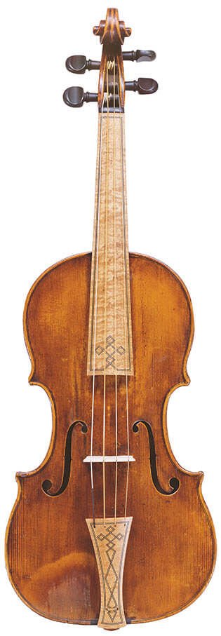 Andrea Amati, violino Carlo IX 1566 circa – Collezione privata – “friends of Stradivari”, presso MdV