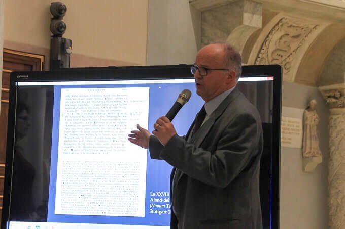 Il professor Riccardo Maisano alla Scuola della Cattedrale di Milano
