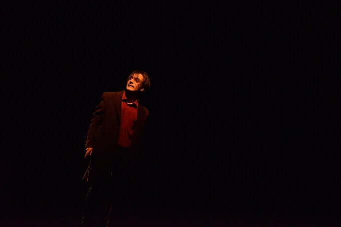 Valentino Mannias in "Esodo"