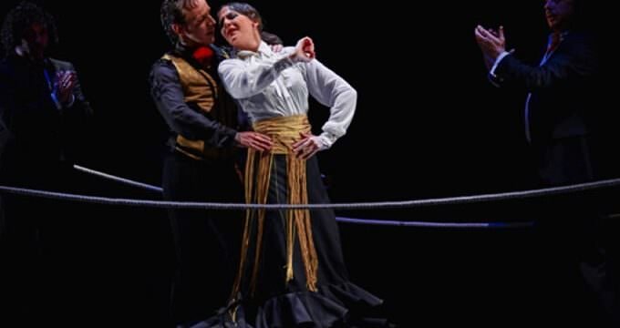 Manuel Liñán e Lucia Álvarez in "Reversible" - spettacolo di flamenco