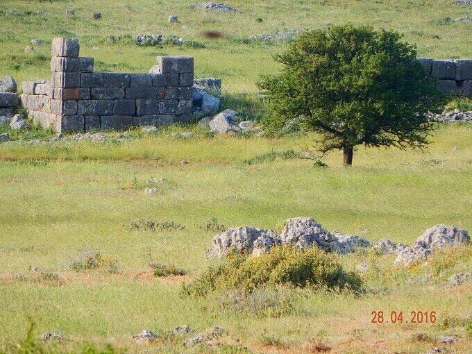 I resti della città greca di Platea