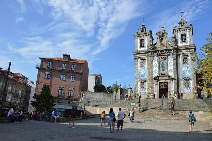 La chiesa di Sant'Ildefonso a Porto
