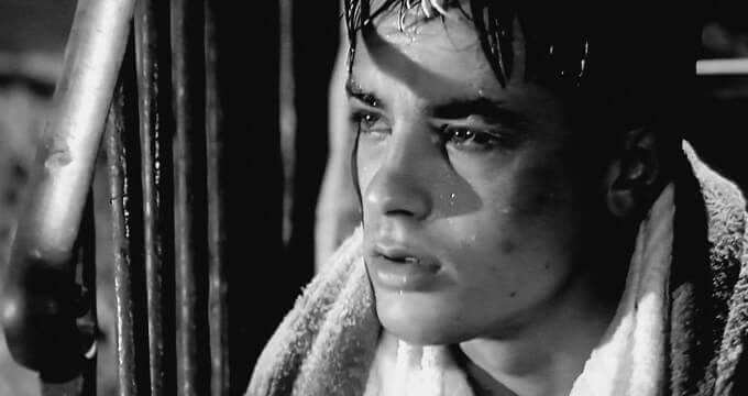 Alain Delon nel film "Rocco e i suoi fratelli"