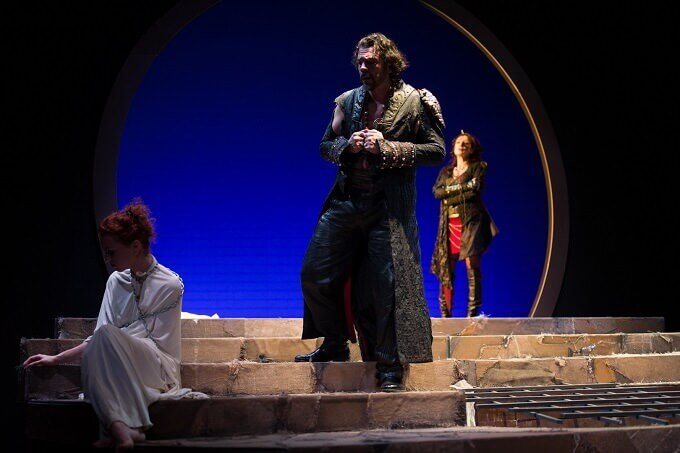 Valentina Violo, Mino Manni e Giovanna Rossi nella "Salomè" di Alberto Oliva