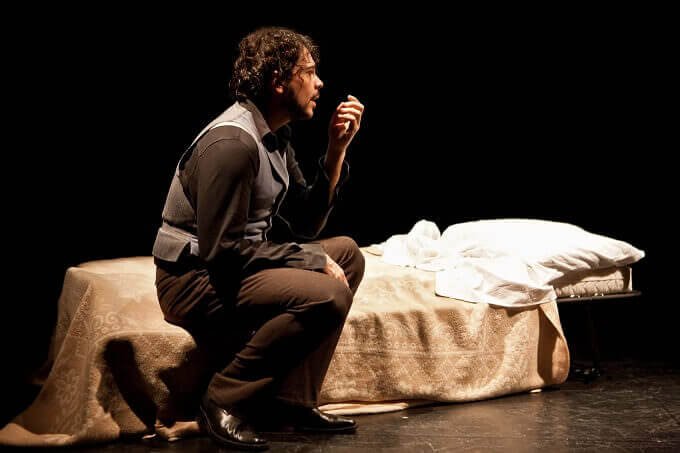 Mino Manni nel monologo "La confessione", tratto dal romanzo "I demoni" di Dostoevskij