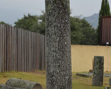 Un'antica iscrizione presso le terme romane di Braga in Portogallo
