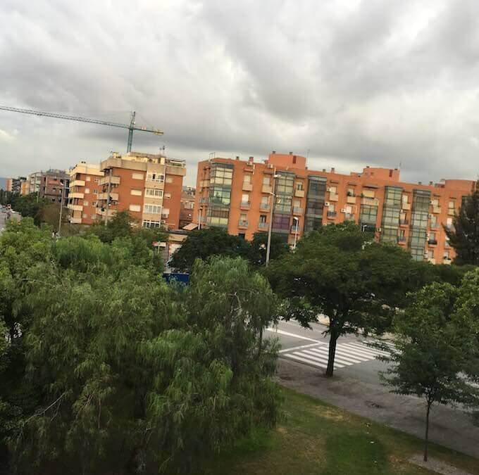 Questa zona della Catalogna sembra il quartiere Borsalino di Alessandria