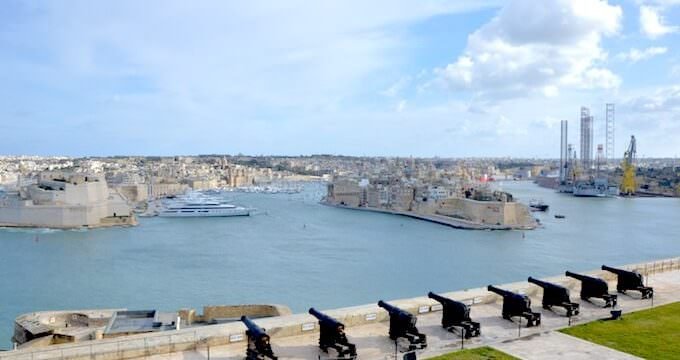 La Saluting Battery - o Batteria a Salve a La Valletta, Malta