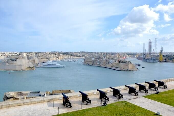 La Saluting Battery - o Batteria a Salve a La Valletta, Malta