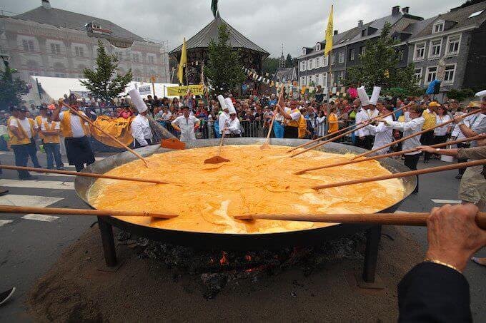 La frittata gigante di Malmedy, in Vallonia