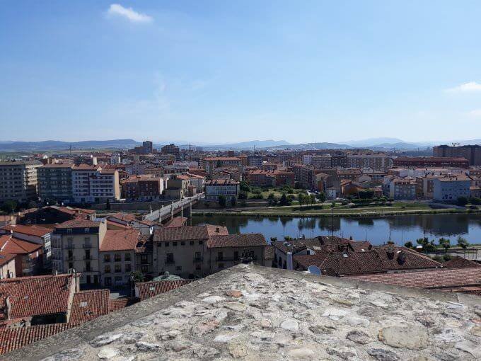 Il Ponte di Carlo III a Miranda de Ebro visto dal castello