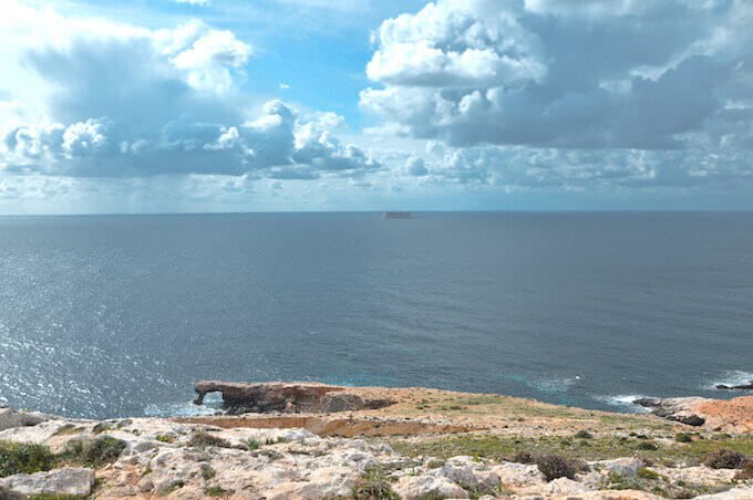 Malta: l'arco di roccia e l'isolotto di Filfla