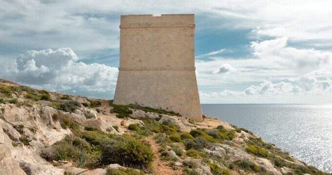 La torre di Hamrija a Malta