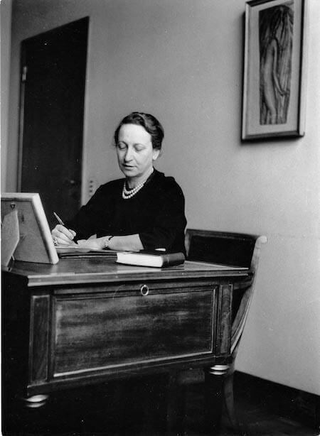 Fernanda Wittgens nel suo ufficio a Brera (1955 circa)