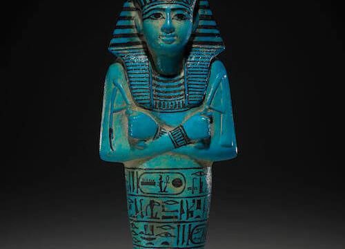 Ushabti del faraone Seti I Faience azzurra, c. 1294-1279 a. C. Tomba di Seti I, Valle dei Re, Tebe, Egitto © Trustees of the British Museum