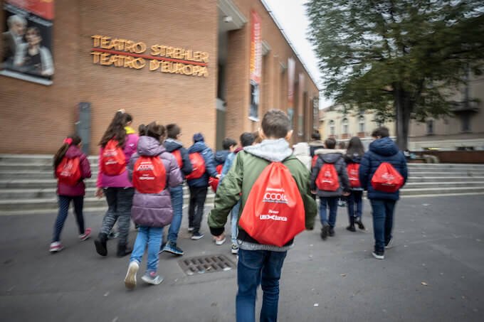 Bambini al Piccolo Teatro di Milano - foto di Masiar Pasquali
