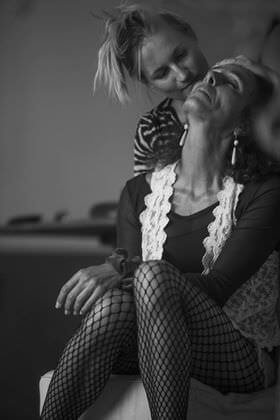 Giovanna Belloni e Giulia Marotta in "Dolores"