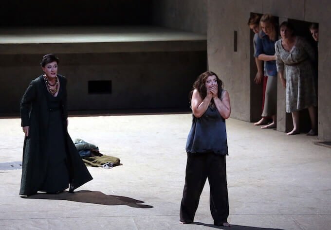 Waltraud Meier e Ricarda Merbeth in "Elektra" di Strauss alla Scala