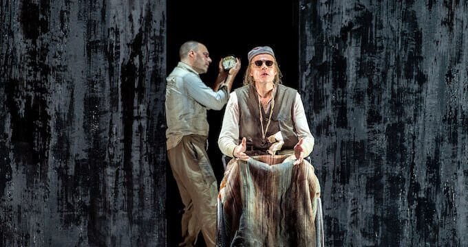 Frode Olsen e Leigh Melrose in "Fin de partie"