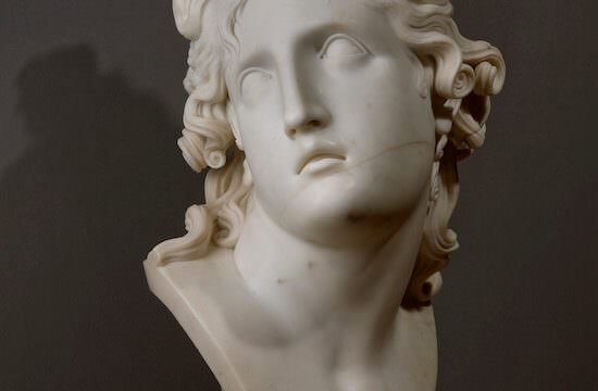 Antonio Canova, Testa del Genio della morte, 1791. Marmo - Foto © Alexander Koksharov, San Pietroburgo, Museo Statale Ermitage, 2019