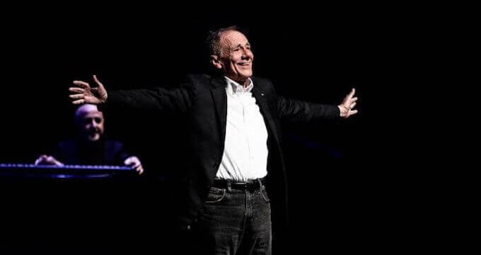 Roberto Vecchioni al Teatro Arcimboldi