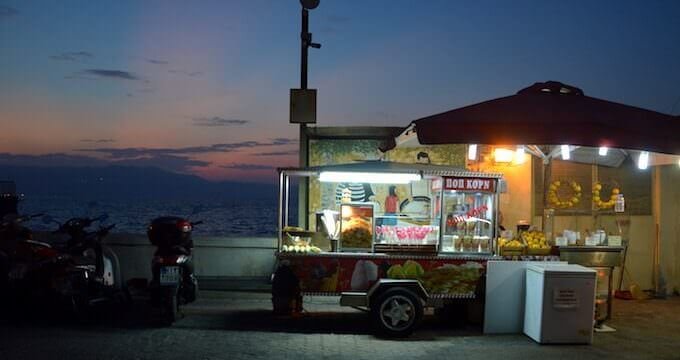 La marina di Iraklio (Creta) al tramonto