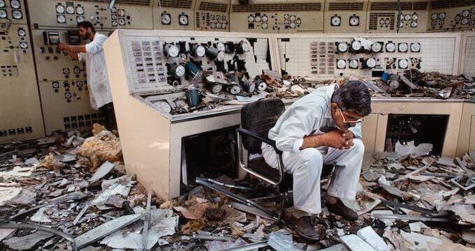 Steve McCurry, Kuwait City, Kuwait, 1991. © Steve McCurry