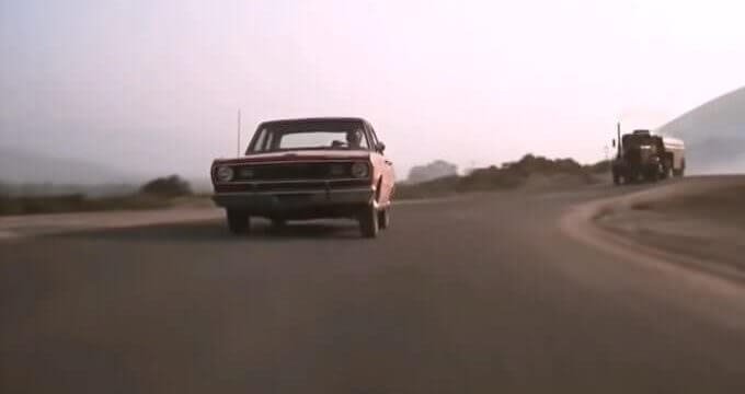 Un fotogramma del film "Duel" di Steven Spielberg