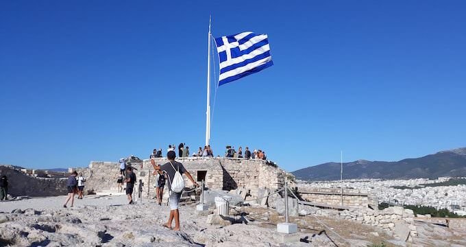 Bandiera greca sull'Acropoli di Atene