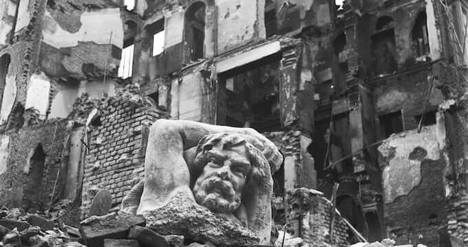 Mostra "Ma noi ricostruiremo" alle Gallerie d'Italia di Milano