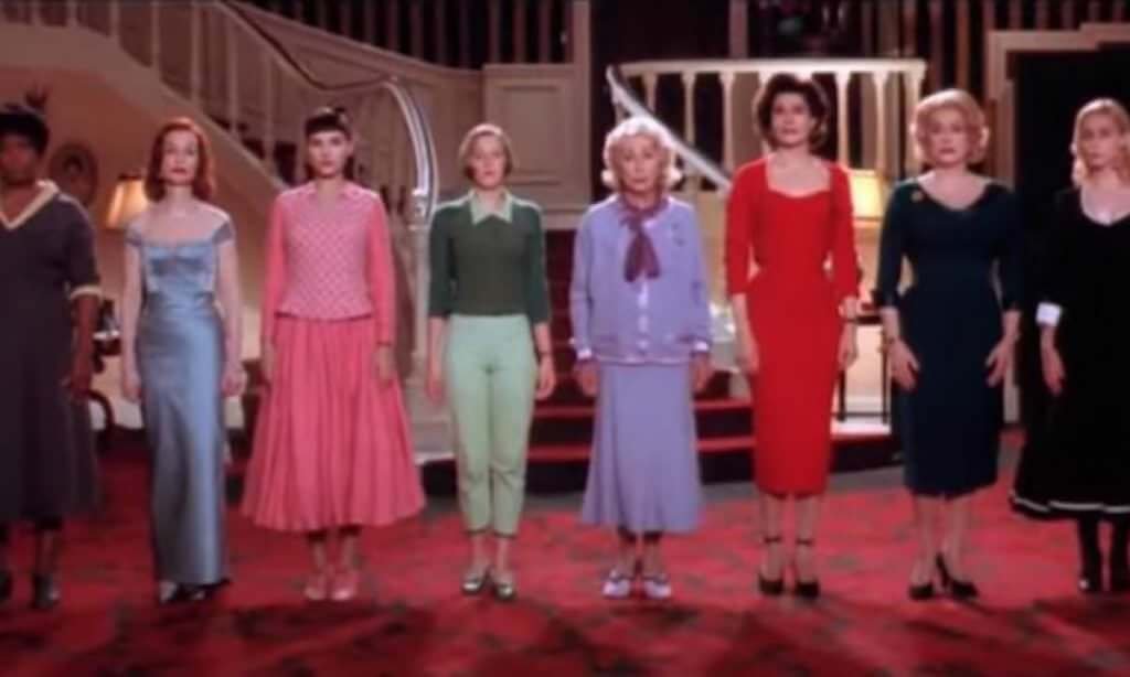 "8 donne e un mistero" di François Ozon