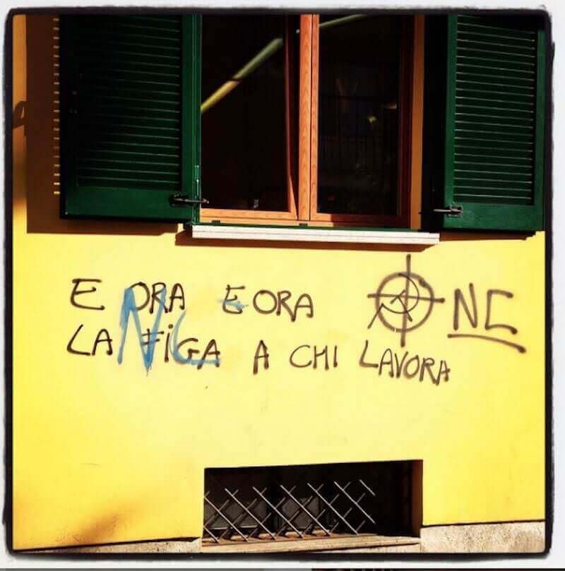 Scritta scurrile su un muro