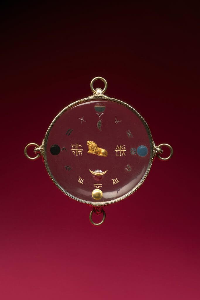Amuleto oroscopo di Wallenstein. Germania meridionale, 1600/10 circa. Kunsthistorisches Museum Wien, Kunstkammer © KHM-Museumsverband