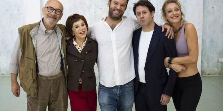 Miro Landoni, Daniela Piperno, Raphael Tobia Vogel, Francesco Brandi, Silvia Giulia Mendola, attori dello spettacolo "Mutuo soccorso" di Francesco Brandi