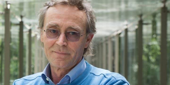 Andrea Vitali al Salone del Libro di Torino (2016). Foto di Yuma Martellanz