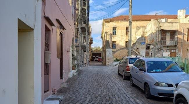 Una via di Chanià (La Canea) a Creta