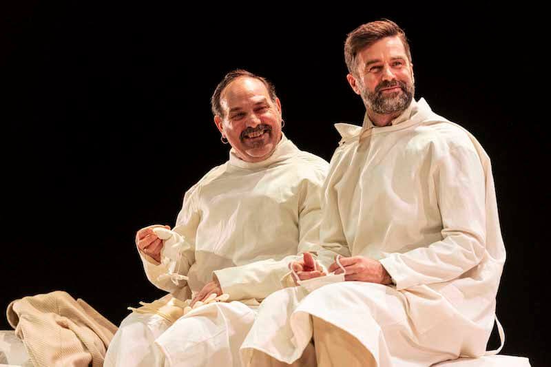 Una scena dello spettacolo "La peste" di Albert Camus, diretto da Serena Sinigaglia. Foto di Serena Serrani