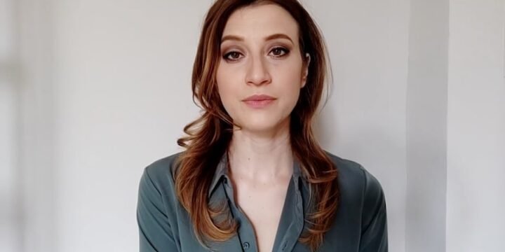 Sara Putignano legge "Pane nero" di Miriam Mafai per il Piccolo Teatro