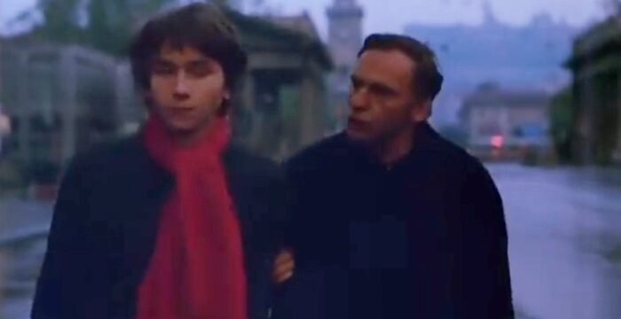 Fausto Rossi e Jean-Louis Trintignant in una scena del film "Colpire al cuore" di Gianni Amelio